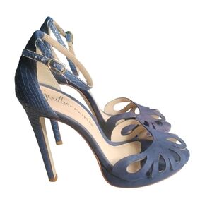 Guilhermina Blue Strappy Heels W Pattern SZ 7